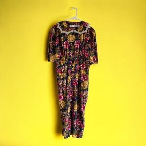 VINTAGE Chaus Multicolor Floral Blouse